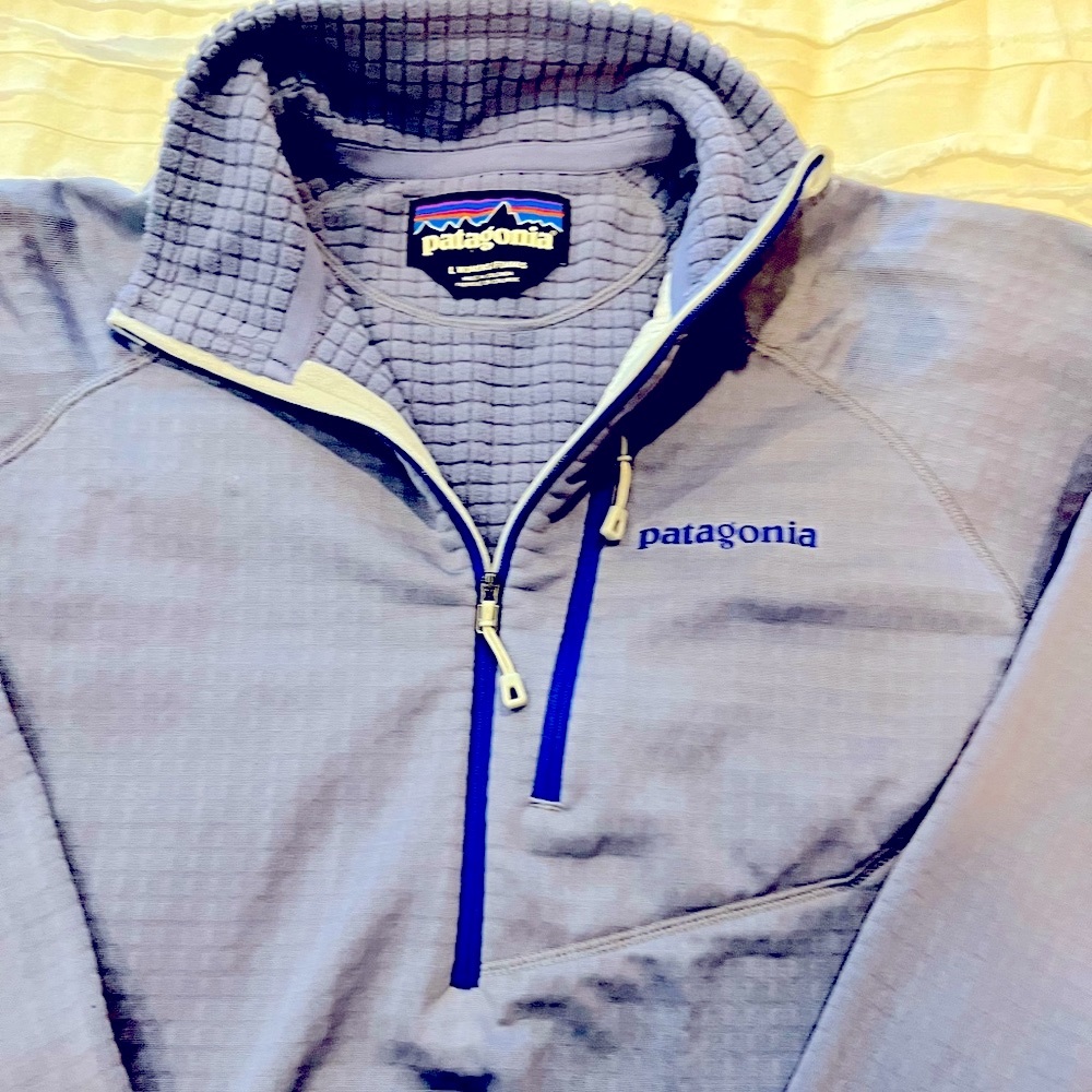WOMENS PATAGONIA BASE LAYER- SIZE LARGE